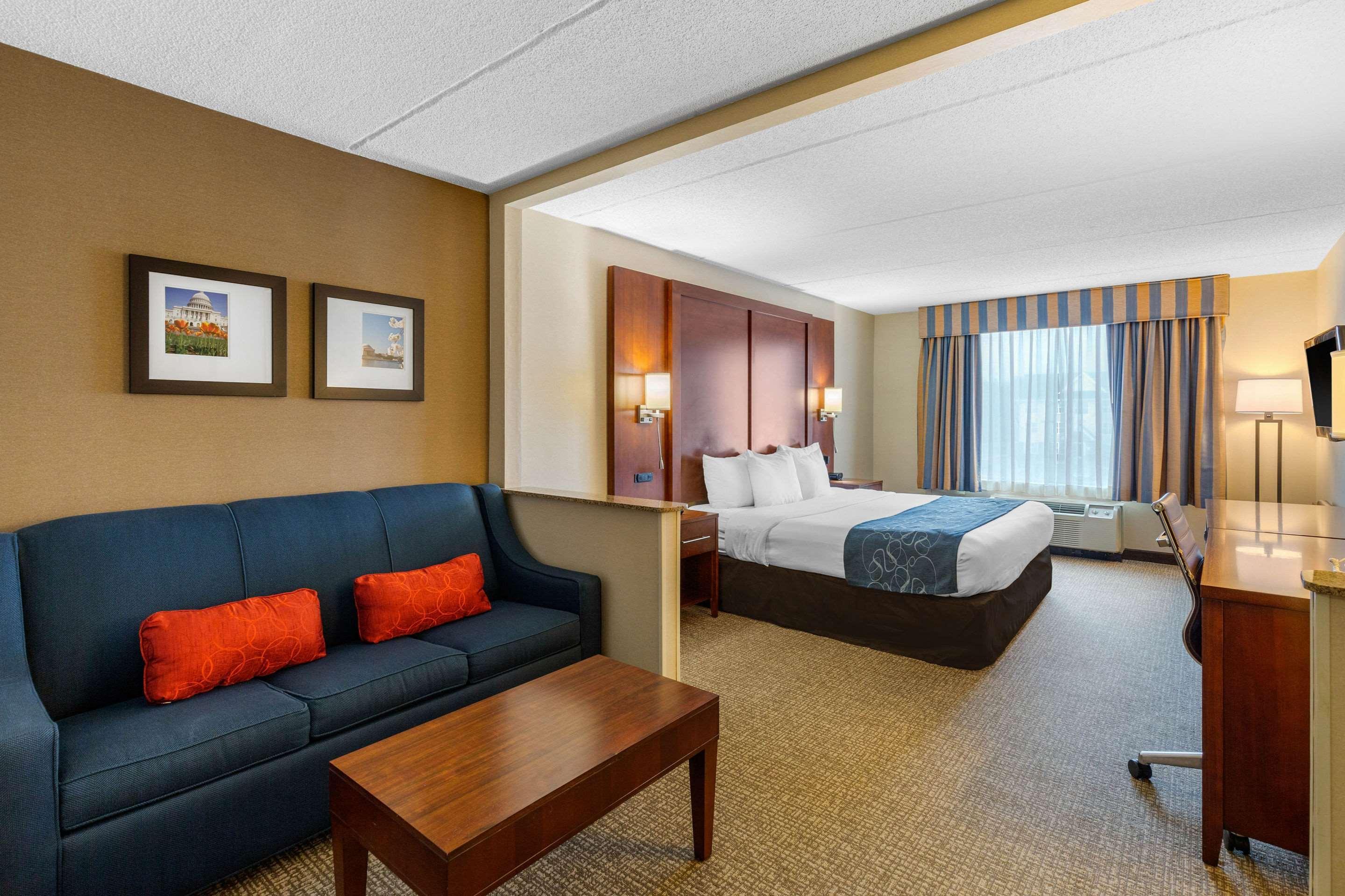 Comfort Suites Manassas Exterior foto