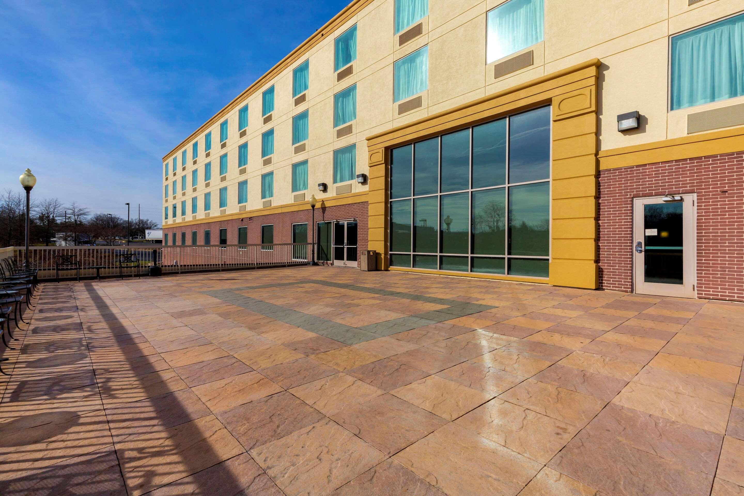 Comfort Suites Manassas Exterior foto