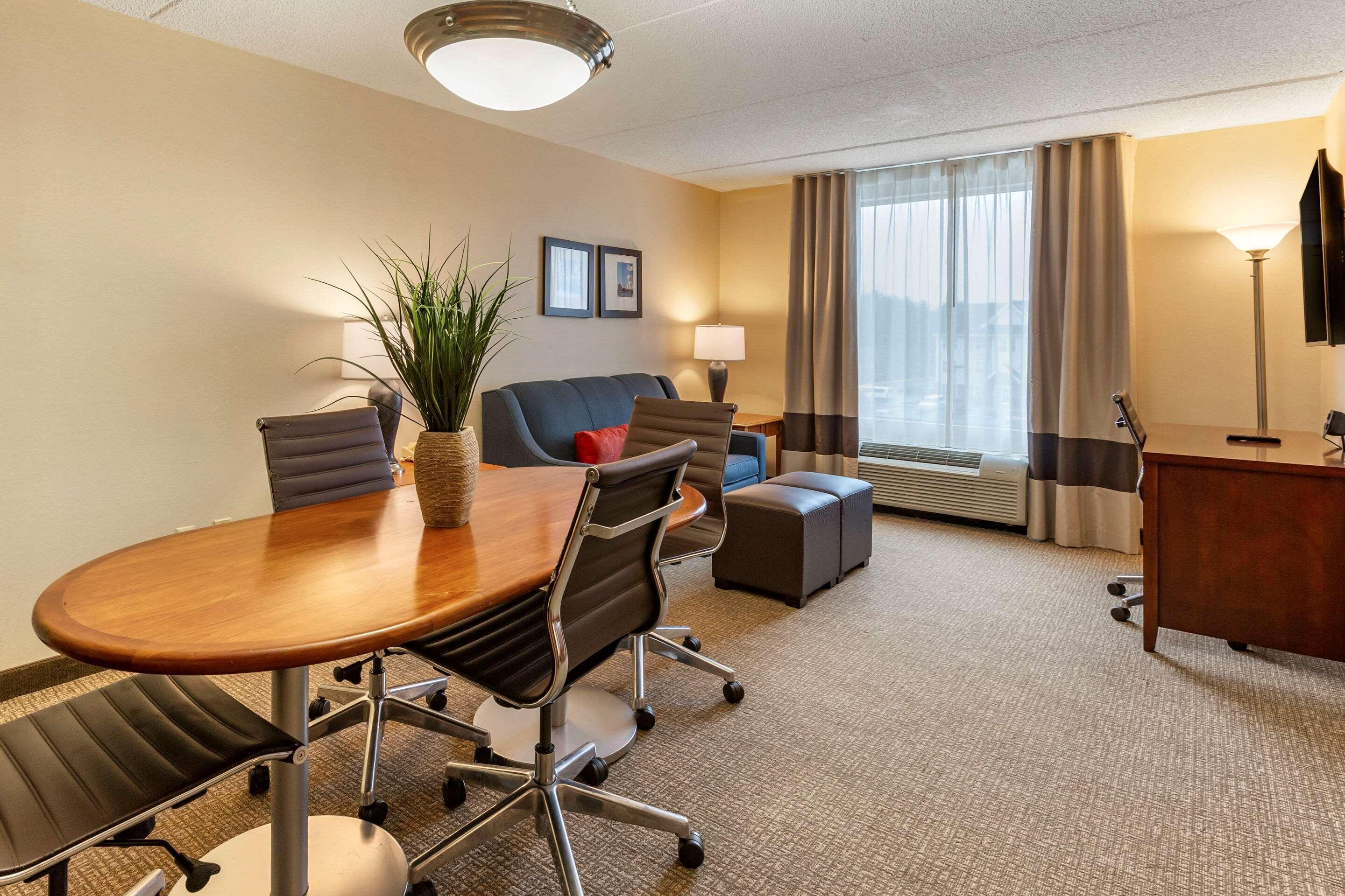 Comfort Suites Manassas Exterior foto